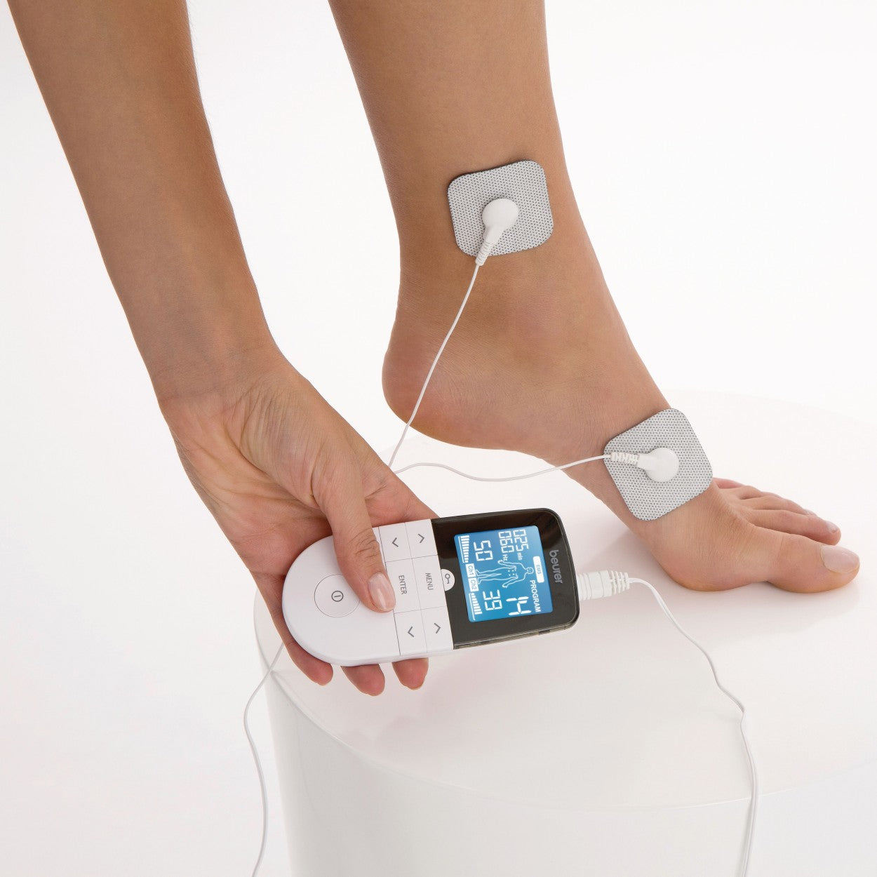 Beurer Replacement Self-Adhesive Electrodes 45x45mm (Small) for use with EM 49, EM 80, and EM 95 TENS/EMS Devices | Set of 8