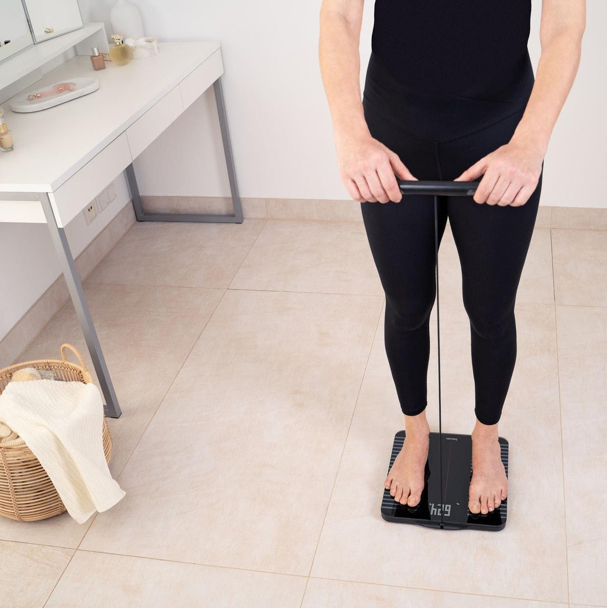 Beurer Germany WIFI Diagnostic Bathroom Scale with Full-Body Analysis on 25 Metrics | BF 990