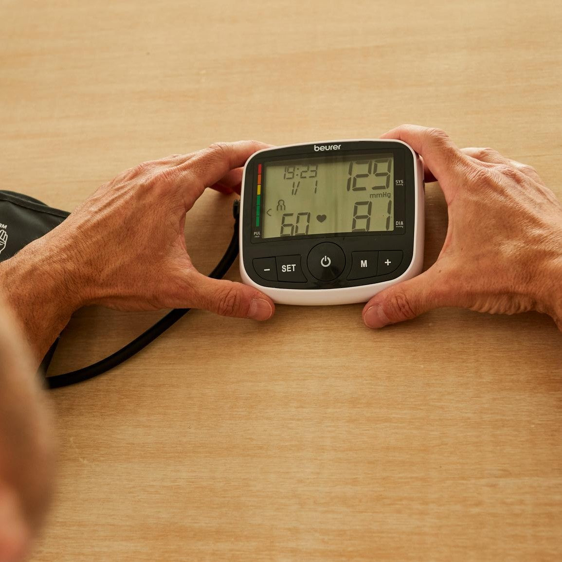 Beurer BM 40 Upper Arm Blood Pressure Monitor with Mains Adaptor and XL Display