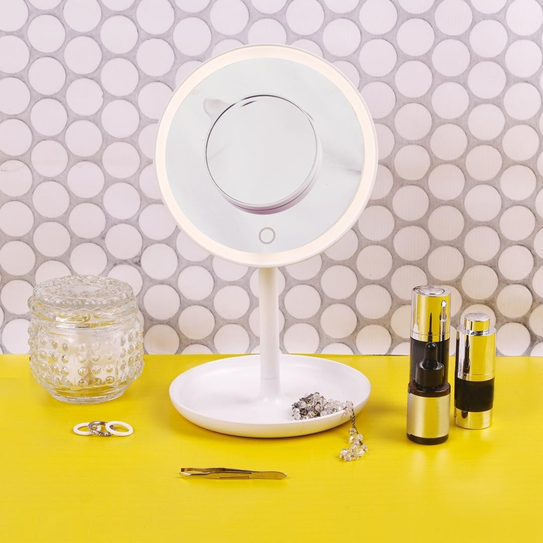 Beurer BS 45 Illuminated Cosmetic Mirror / Makeup Mirror with LED Lights & Trinket Tray
