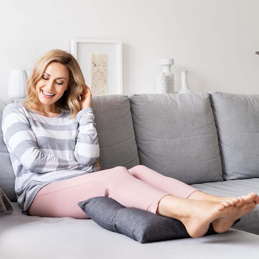 Beurer Germany MG 135 Shiatsu Massage Cushion with Optional Heat Function: Relax & Regenerate