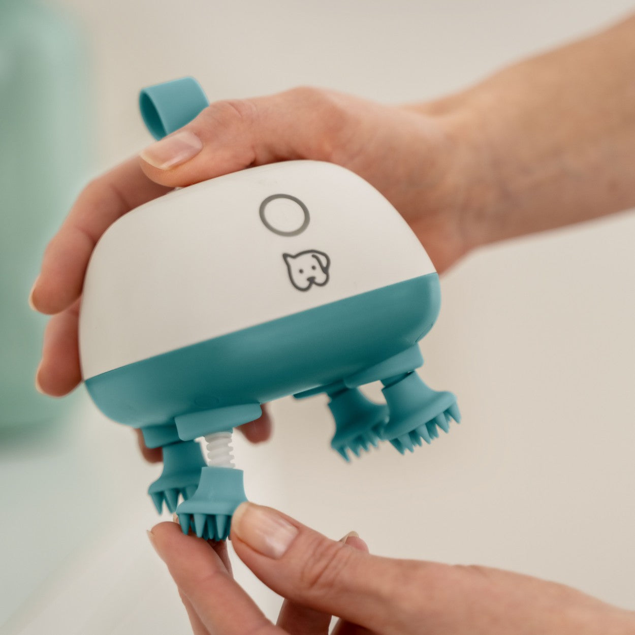 Beurer Massager for Dogs & Cats | Gentle Kneading Massage for Pets | Rechargeable | “Buddy”