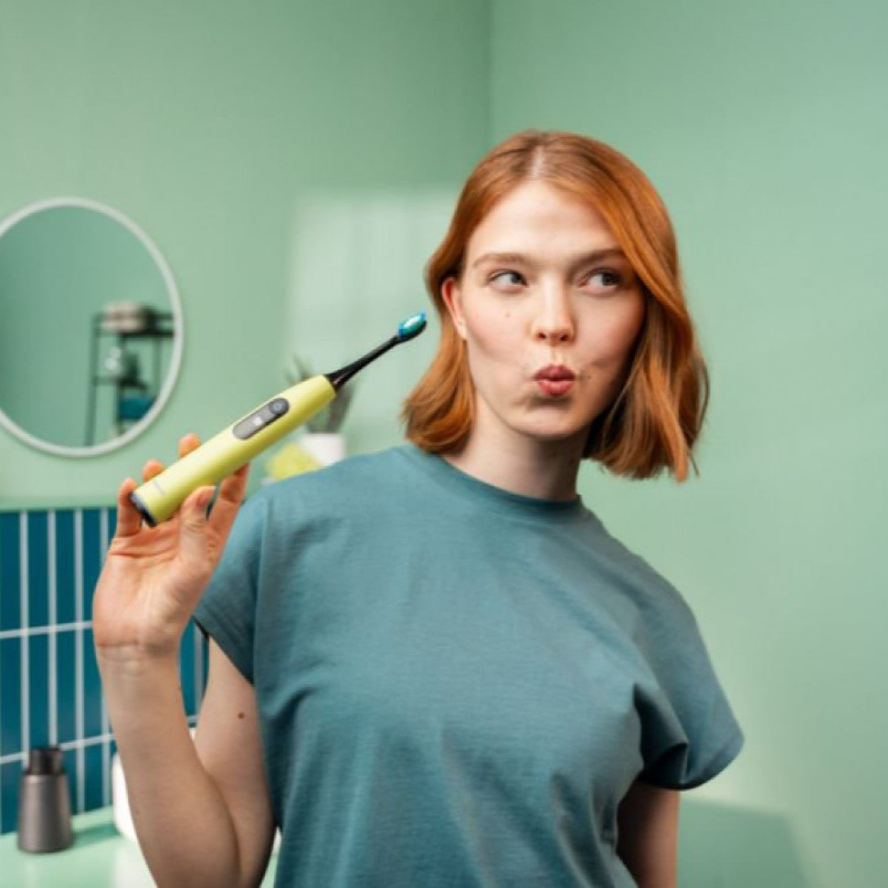 Beurer SC 50 Electric Toothbrush | Advanced Sonic Technology for Healthy Teeth & Gums | Eco-Friendly | Splashy Lemon Yellow