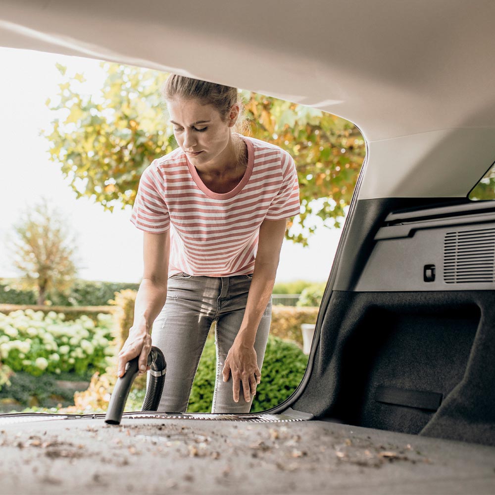 Karcher WD 4 S Wet and Dry Vacuum Cleaner