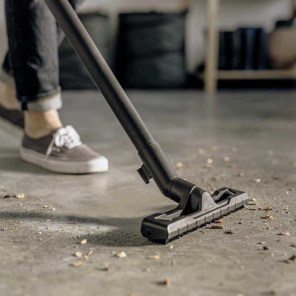 Karcher WD 4 Wet and Dry Vacuum Cleaner - Plastic Container