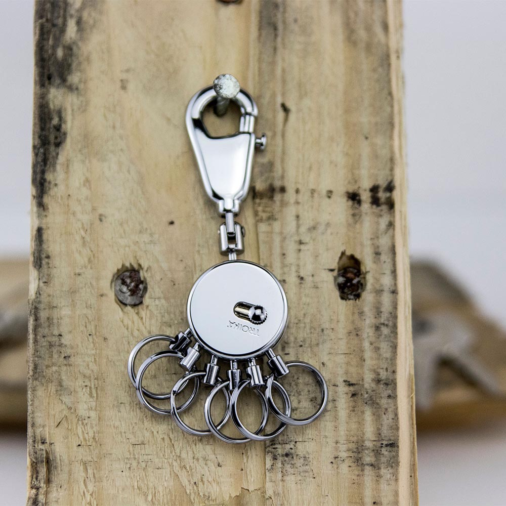 TROIKA Keyring with Carabiner Hook and 6 Easy Release Keyrings – Geometric Waves