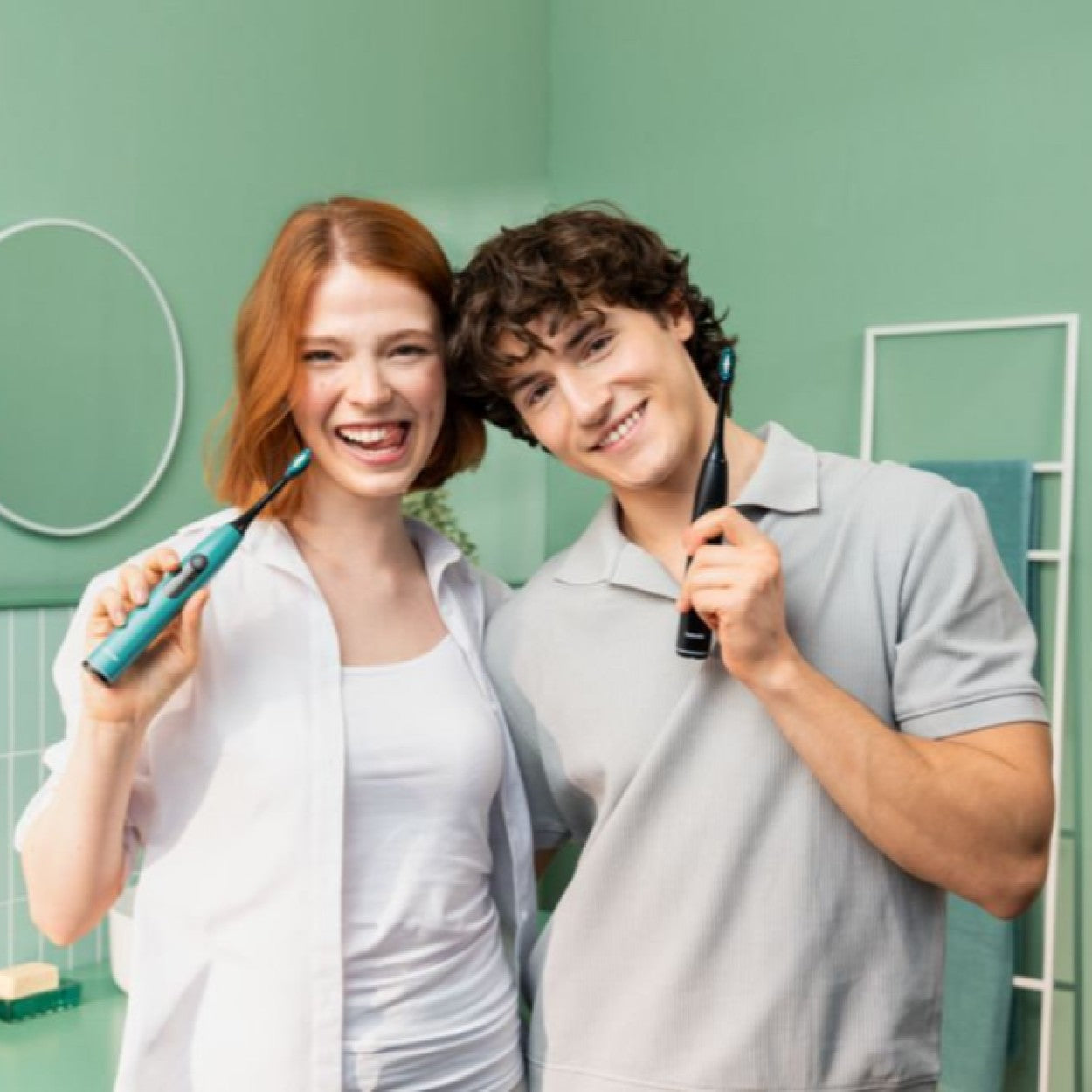 Beurer SC 50 Electric Toothbrush | Advanced Sonic Technology for Healthy Teeth & Gums | Eco-Friendly | Splashy Lemon Yellow