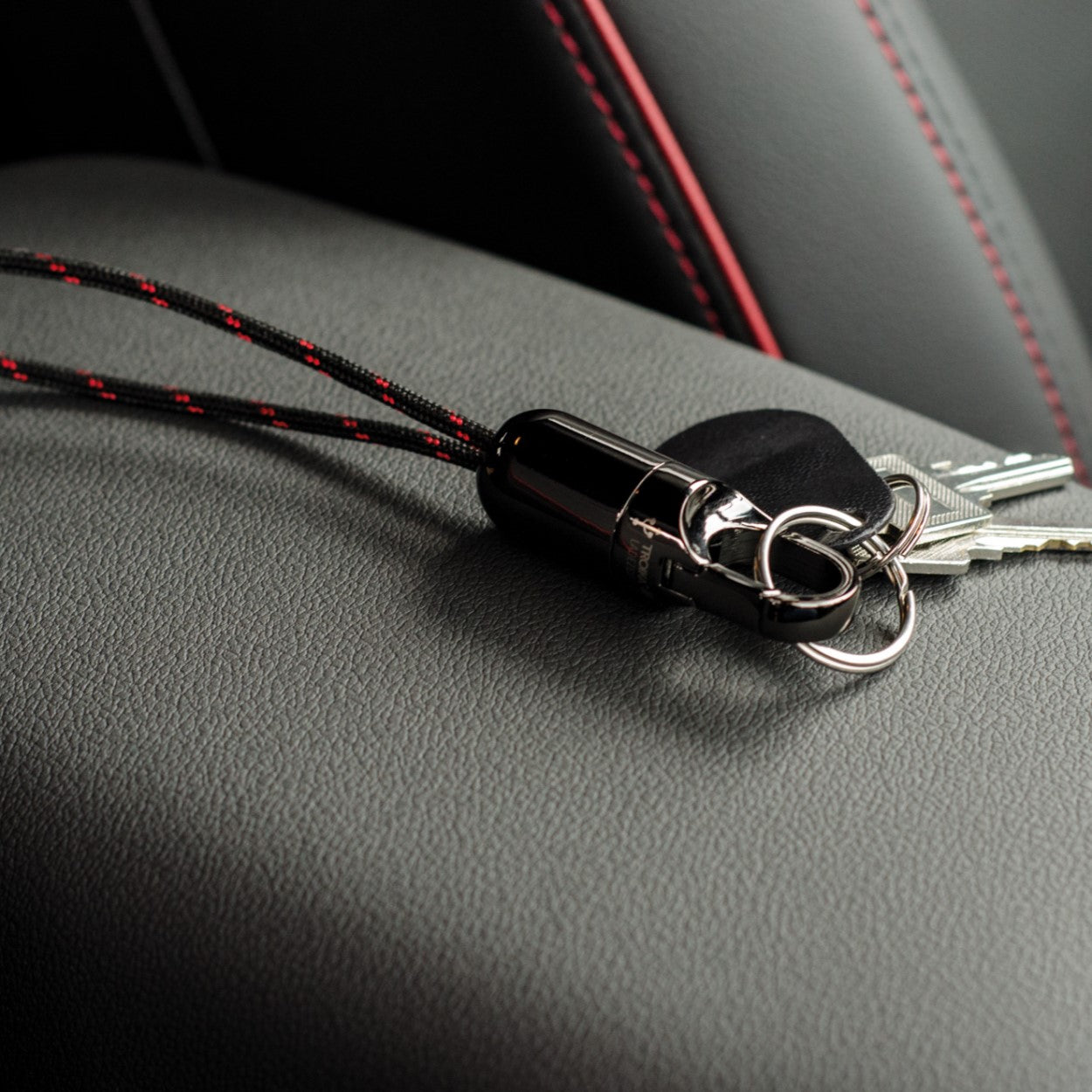TROIKA Charging Cable on Carabiner Key Ring CHARGING TIME