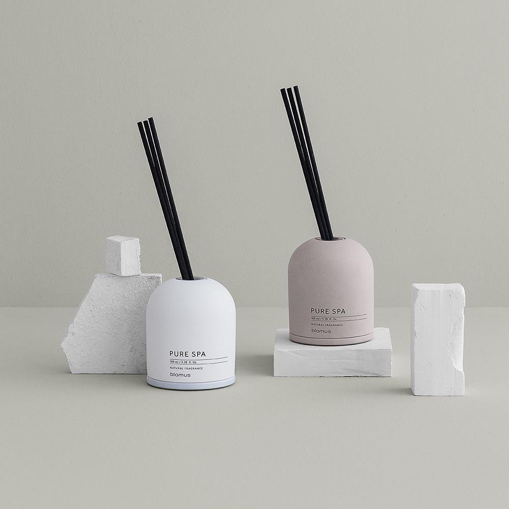 Blomus FRAGA Room Diffuser Fig Scent in Silky-Smooth Rose Dust Concrete Container 100ml